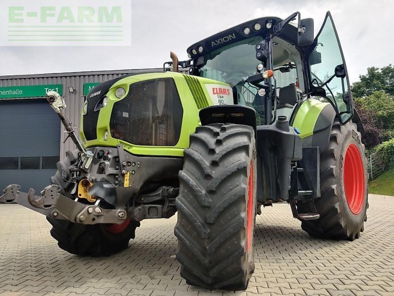 CLAAS axion 810 cmatic CMATIC - Farm tractor: picture 1 CLAAS axion 810 cmatic CMATIC - Farm tractor: picture 1