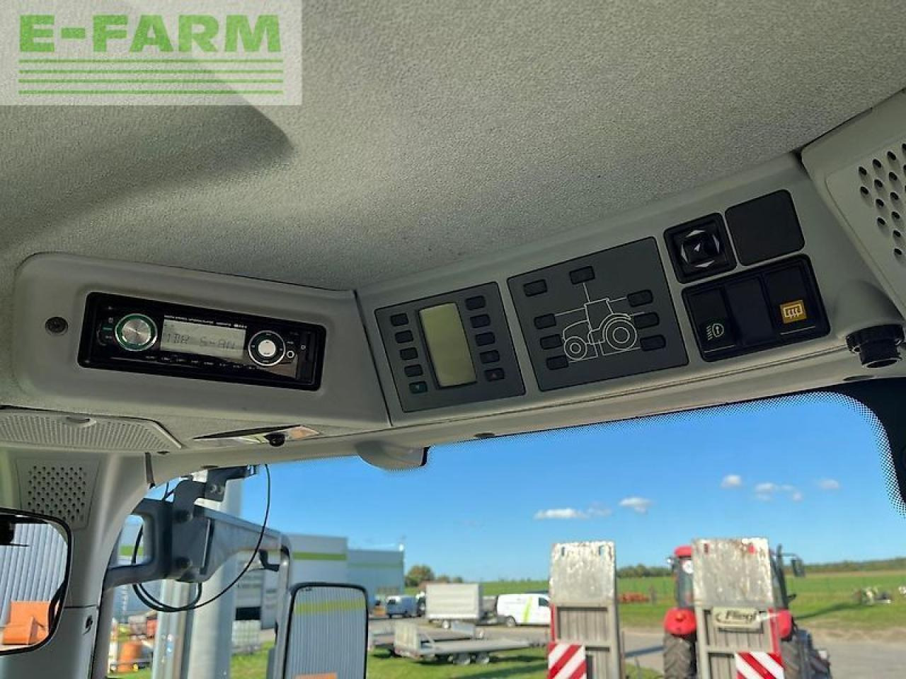 Farm tractor CLAAS axion 830 cmatic CMATIC: picture 18