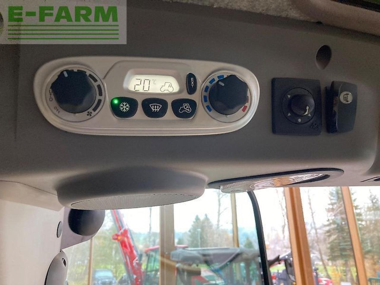 Farm tractor Deutz-Fahr 6130 powershift: picture 14