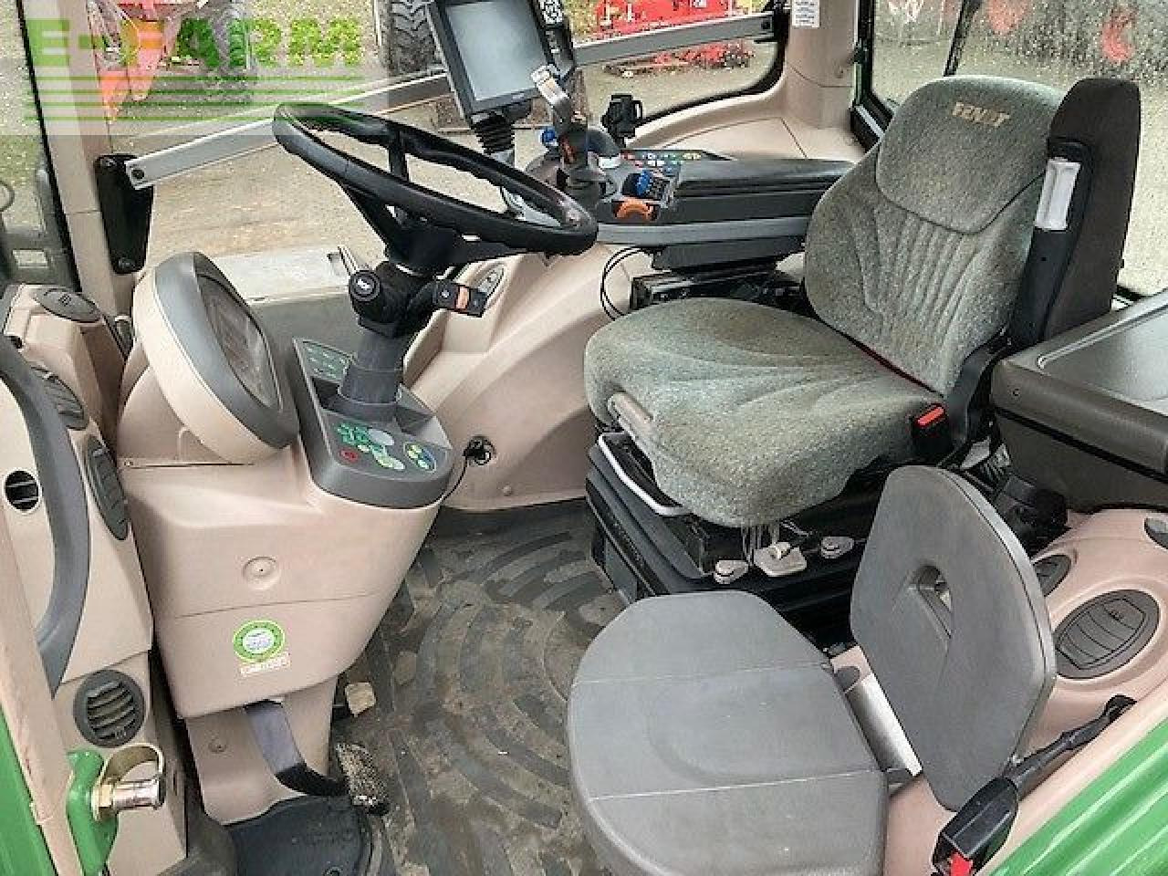 Fendt 828 vario s4 - Farm tractor: picture 4 Fendt 828 vario s4 - Farm tractor: picture 4