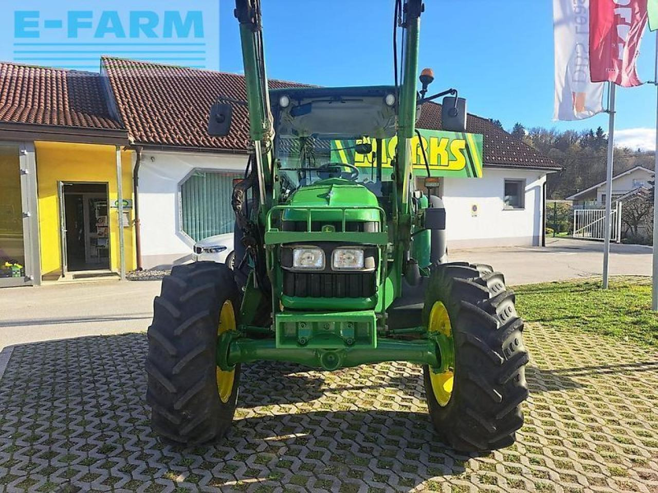 John Deere 5090r - Farm tractor: picture 3 John Deere 5090r - Farm tractor: picture 3