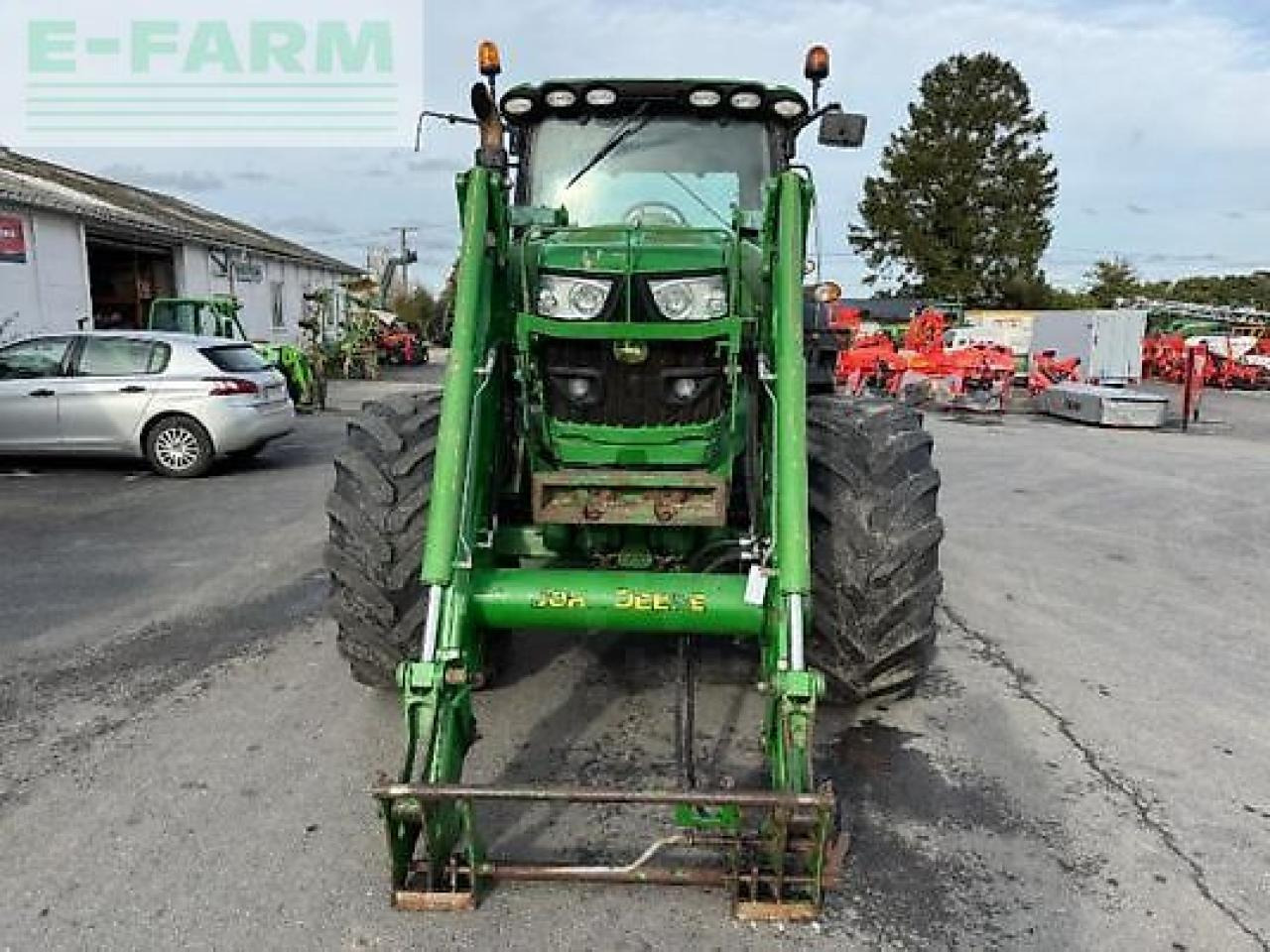 John Deere 6140r - Farm tractor: picture 2 John Deere 6140r - Farm tractor: picture 2