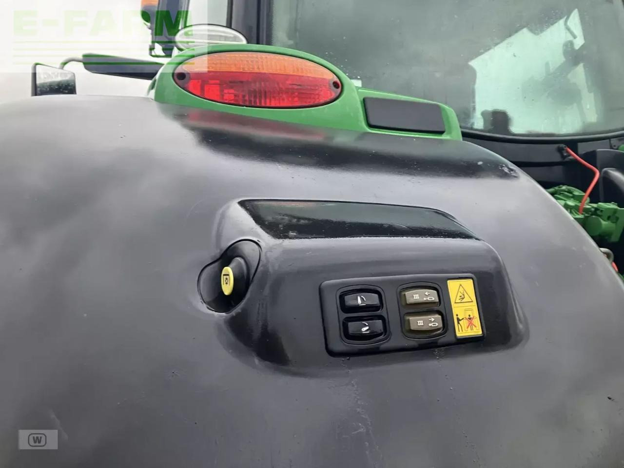 Farm tractor John Deere 6215r: picture 16 Farm tractor John Deere 6215r: picture 16