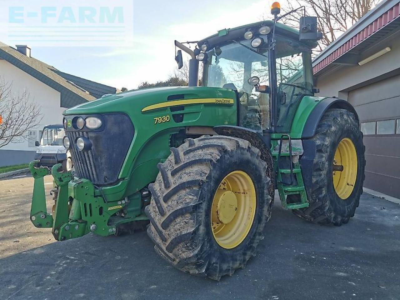 John Deere 7930 - Farm tractor: picture 2 John Deere 7930 - Farm tractor: picture 2