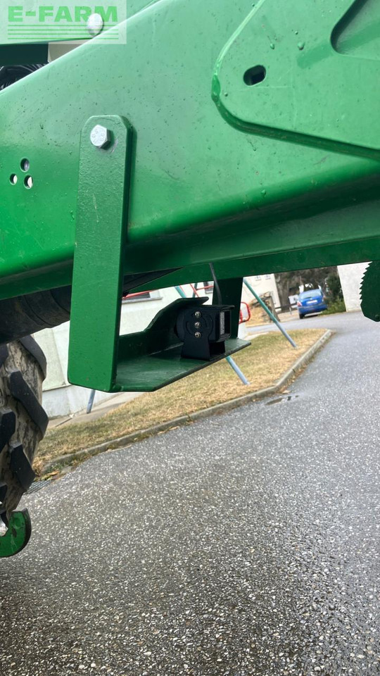 Square baler John Deere V461R: picture 40