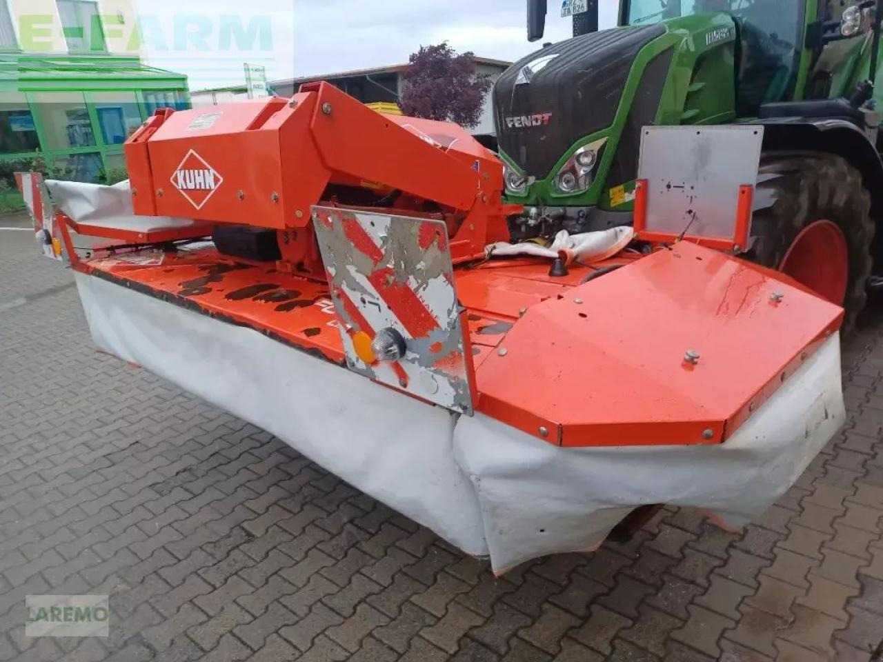 Kuhn fc 313 df-ff und fc 883 d-ff mit neuem mähbalken ! - Mower: picture 4 Kuhn fc 313 df-ff und fc 883 d-ff mit neuem mähbalken ! - Mower: picture 4