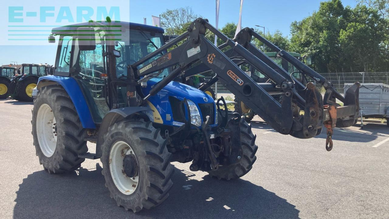 New Holland TL 80 A A - Farm tractor: picture 4 New Holland TL 80 A A - Farm tractor: picture 4