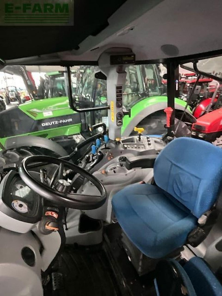 New Holland t 5.105 electro command - Farm tractor: picture 5 New Holland t 5.105 electro command - Farm tractor: picture 5