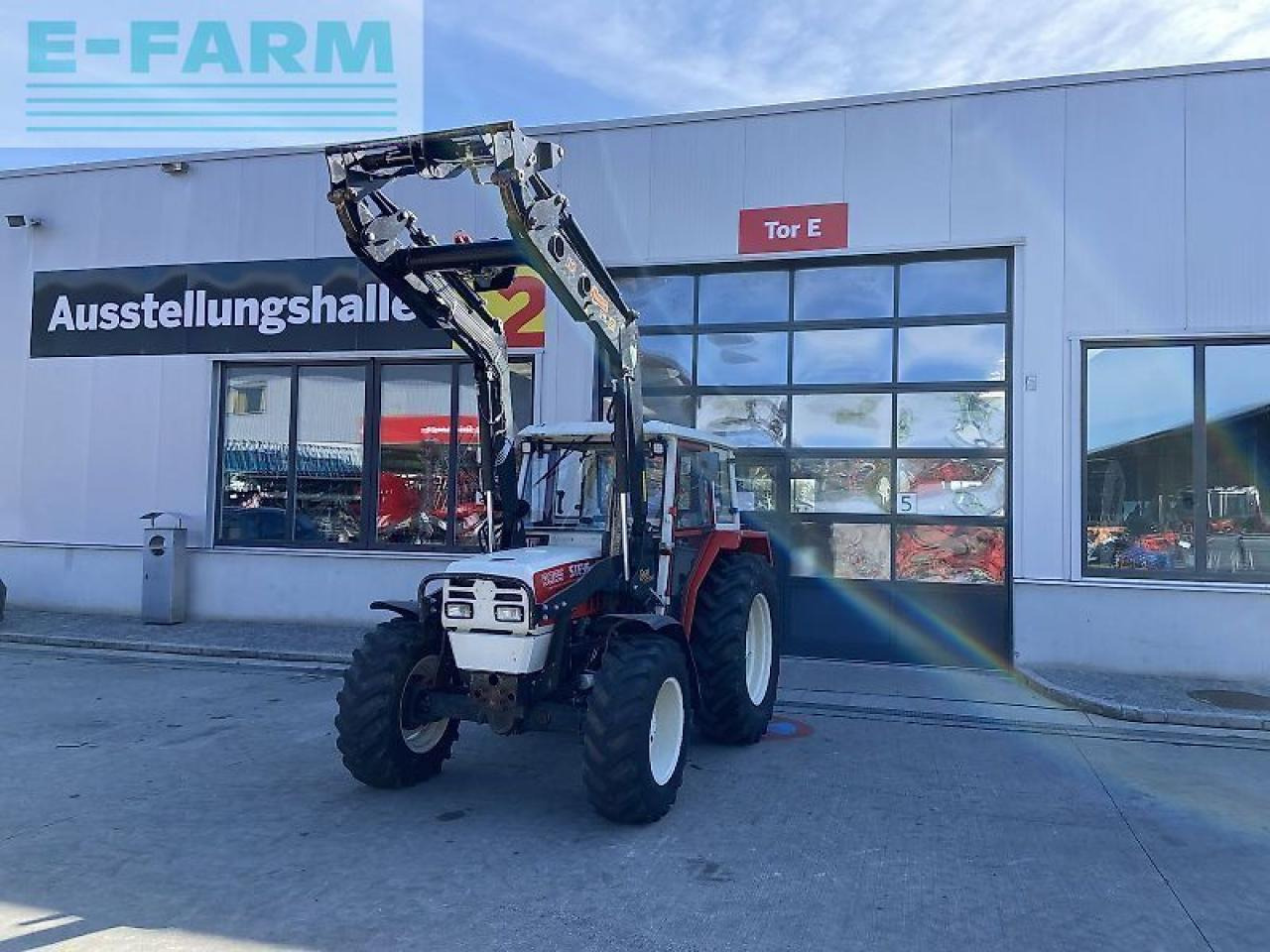 Steyr 8065 - Farm tractor: picture 1 Steyr 8065 - Farm tractor: picture 1