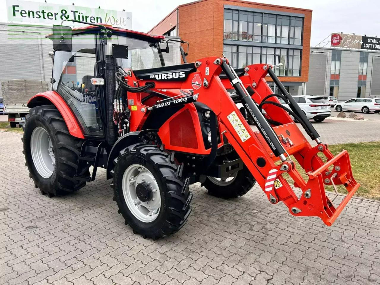 Ursus c-380 - Farm tractor: picture 3 Ursus c-380 - Farm tractor: picture 3
