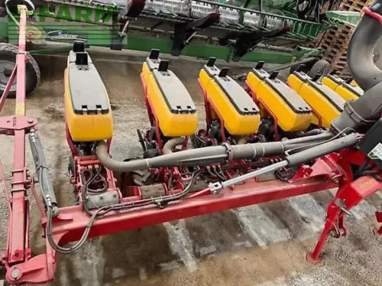 Väderstad tempo v8 - Precision sowing machine: picture 2 Väderstad tempo v8 - Precision sowing machine: picture 2