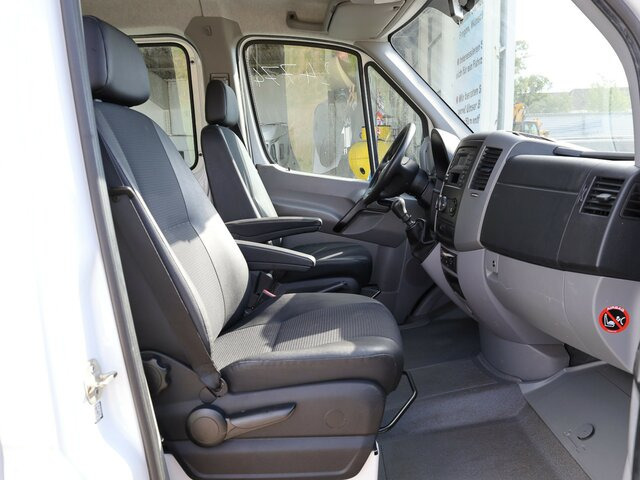 MERCEDES-BENZ Sprinter 316CDI DOKA,Allrad,AHK,TCO,Standhzg. - Flatbed van, Combi van: picture 2 MERCEDES-BENZ Sprinter 316CDI DOKA,Allrad,AHK,TCO,Standhzg. - Flatbed van, Combi van: picture 2