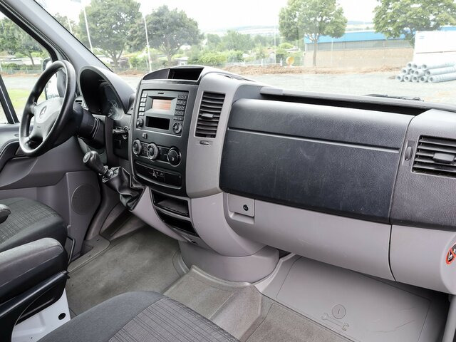 MERCEDES-BENZ Sprinter 316CDI DOKA,Allrad,Klima... - Flatbed van, Combi van: picture 3 MERCEDES-BENZ Sprinter 316CDI DOKA,Allrad,Klima... - Flatbed van, Combi van: picture 3