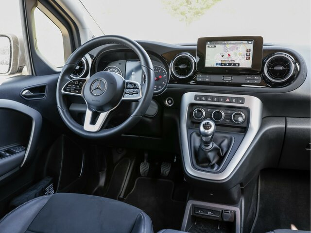 MERCEDES-BENZ T 180 d,Progressive,LED.AHK,MBUX,Navi,Kamera - Passenger van: picture 3 MERCEDES-BENZ T 180 d,Progressive,LED.AHK,MBUX,Navi,Kamera - Passenger van: picture 3