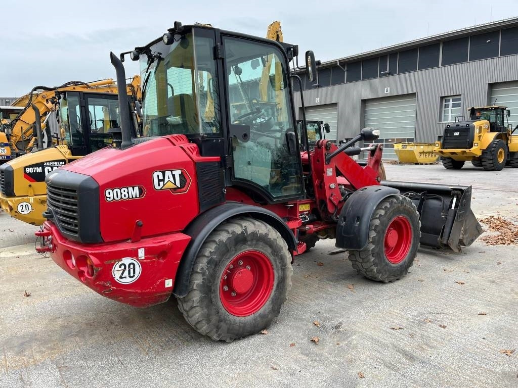 CAT 908 M, bis 35 km/h, Allrad, hydr. Schnellwechsler - Wheel loader: picture 4 CAT 908 M, bis 35 km/h, Allrad, hydr. Schnellwechsler - Wheel loader: picture 4