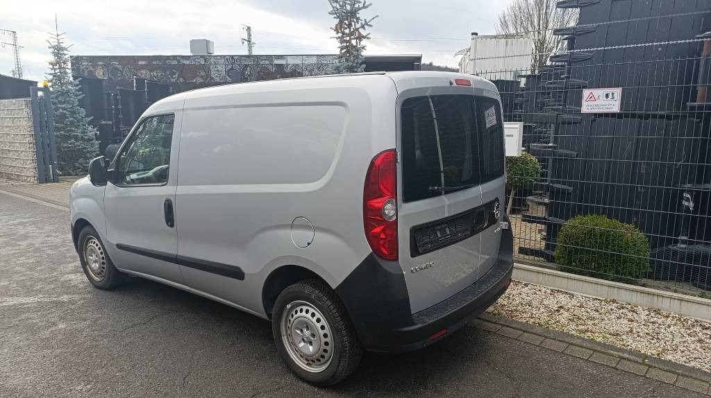 Lease a Opel Combo Kastenwagen Transp. Seitenschaden fahrbereit  Opel Combo Kastenwagen Transp. Seitenschaden fahrbereit: picture 11