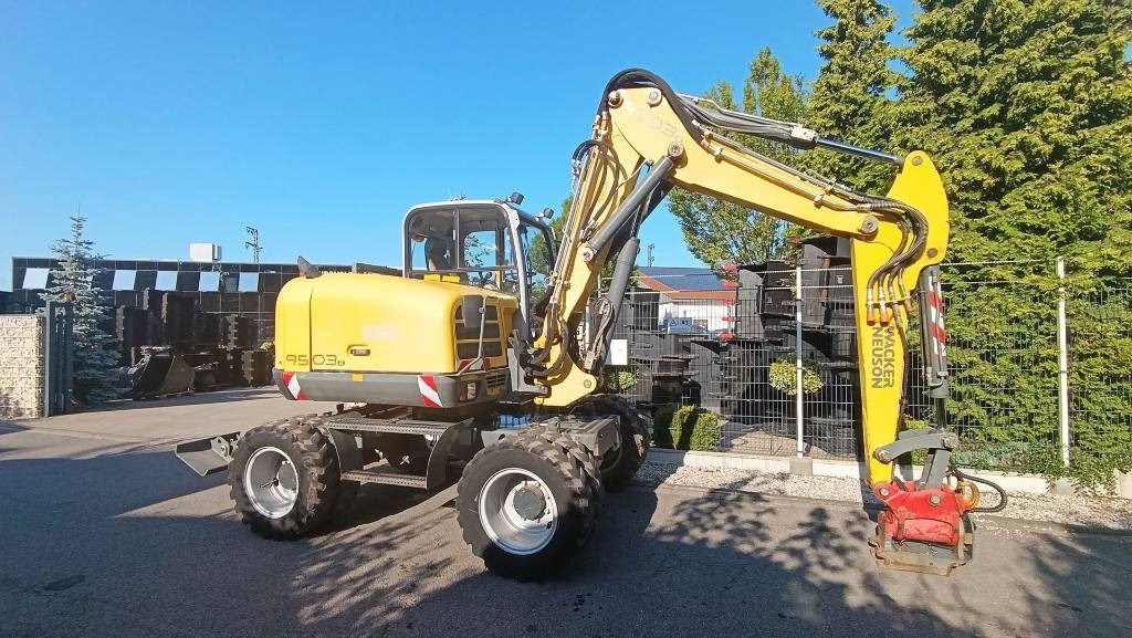 Wacker Neuson 9503 Bagger Powertilt, SW Martin, Verstellausleger - Wheel excavator: picture 2 Wacker Neuson 9503 Bagger Powertilt, SW Martin, Verstellausleger - Wheel excavator: picture 2