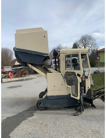 Road sweeper Amros 1250 Kehrmaschine: picture 14 Road sweeper Amros 1250 Kehrmaschine: picture 14