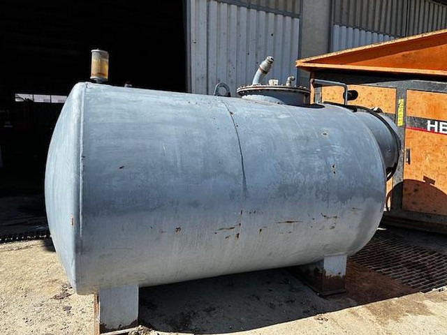 Big 5000l Dieseltankstelle, doppelwandig - Fuel tank: picture 2 Big 5000l Dieseltankstelle, doppelwandig - Fuel tank: picture 2