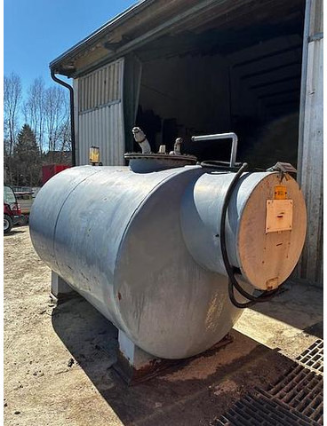Big 5000l Dieseltankstelle, doppelwandig - Fuel tank: picture 1 Big 5000l Dieseltankstelle, doppelwandig - Fuel tank: picture 1