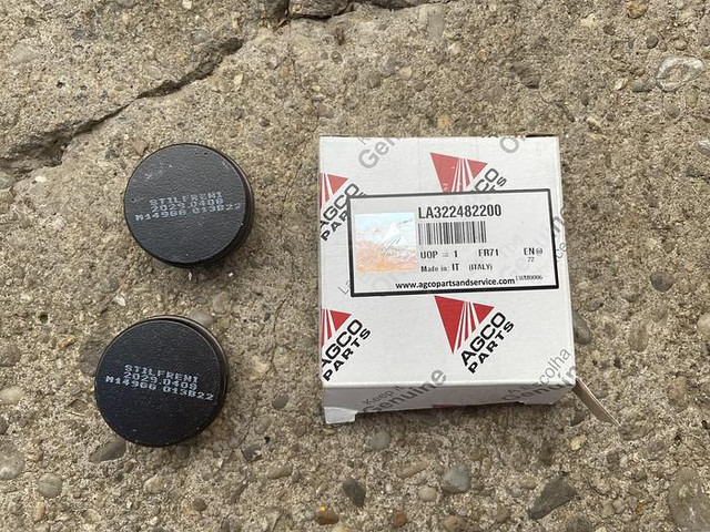 Bremsplatte LA322482200 passend zu Fendt - Combine harvester: picture 1 Bremsplatte LA322482200 passend zu Fendt - Combine harvester: picture 1