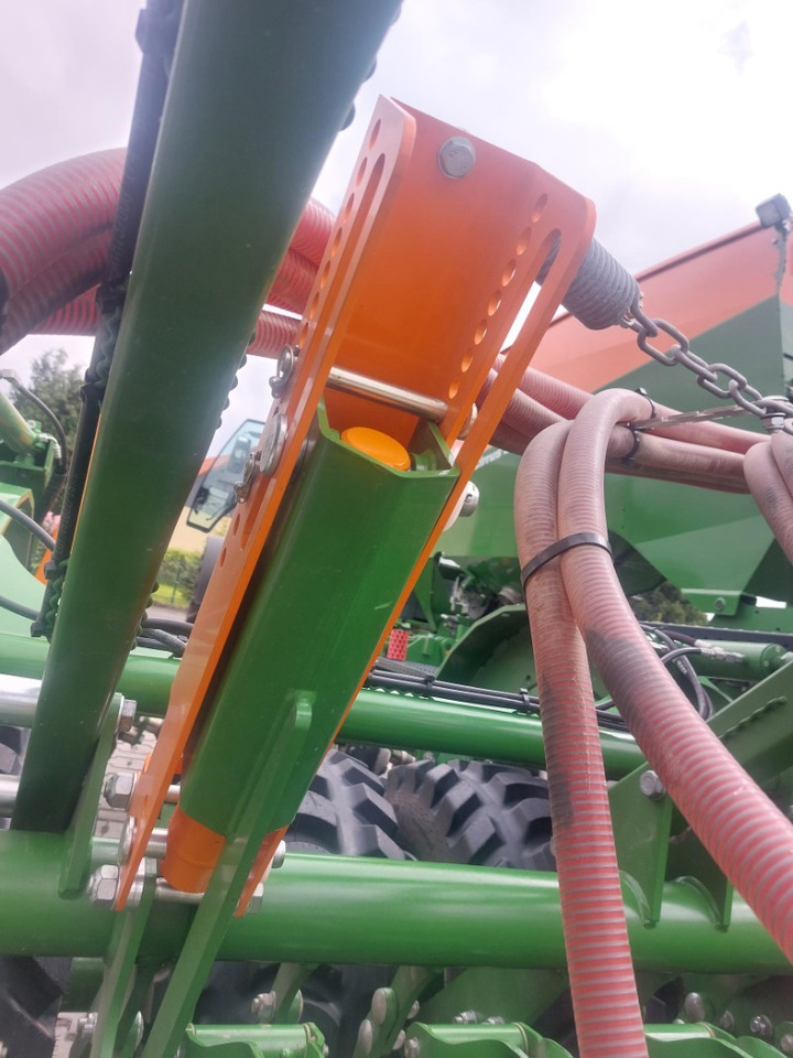 Amazone Cirrus 6003-2 - Seed drill: picture 4 Amazone Cirrus 6003-2 - Seed drill: picture 4