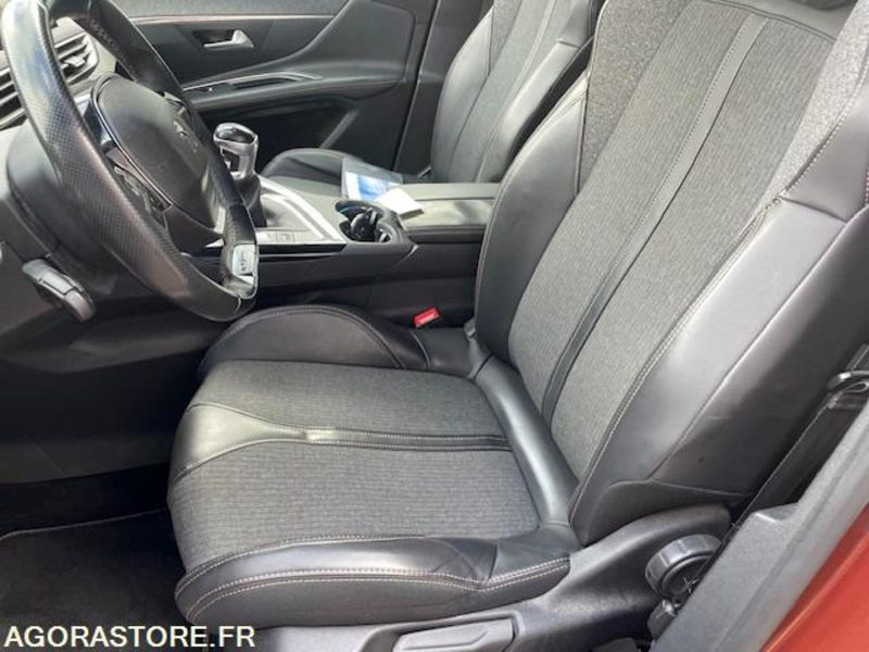 3008 GT-LINE 1.2 PT 130cv. 05/2017. 117900 KM - SUV: picture 5 3008 GT-LINE 1.2 PT 130cv. 05/2017. 117900 KM - SUV: picture 5