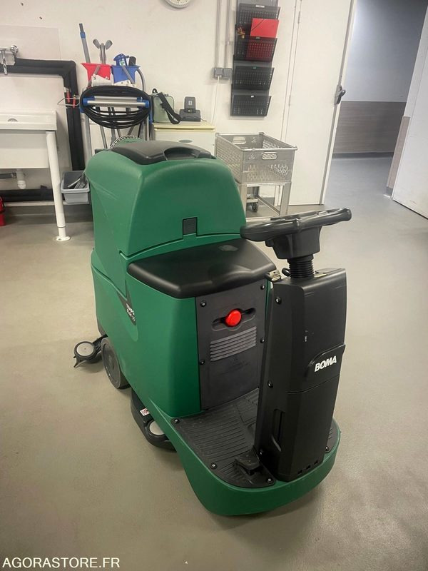 AUTOLAVEUSE BOMA TEMPO RIDE 55 2023 300h - Scrubber dryer: picture 4 AUTOLAVEUSE BOMA TEMPO RIDE 55 2023 300h - Scrubber dryer: picture 4
