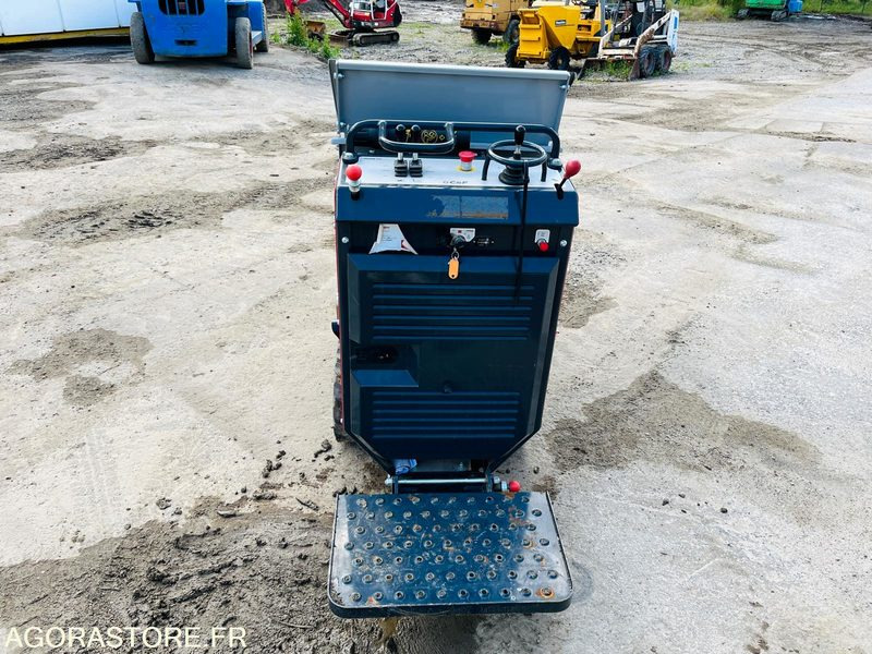 BROUETTE SUR CHENILLES AUTOCHARGEUSE C&F T70.1.1SL - 2022 NEUVE MODELE DE DEMO - Crawler dumper: picture 5 BROUETTE SUR CHENILLES AUTOCHARGEUSE C&F T70.1.1SL - 2022 NEUVE MODELE DE DEMO - Crawler dumper: picture 5