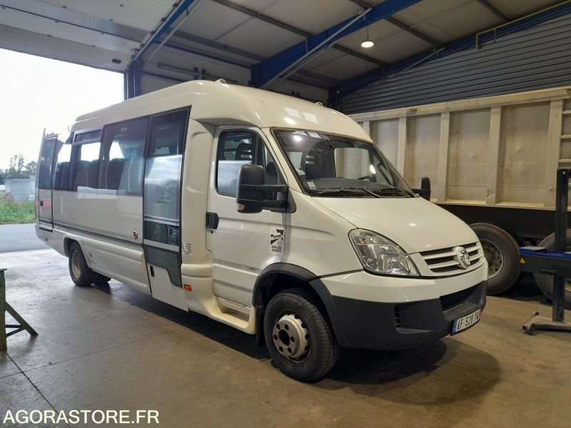 CAR IVECO de 2009 POUR PIECES - Bus: picture 2 CAR IVECO de 2009 POUR PIECES - Bus: picture 2