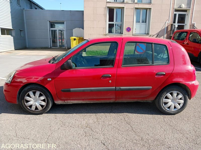Clio 2010 - 99 363 km - Car: picture 1 Clio 2010 - 99 363 km - Car: picture 1