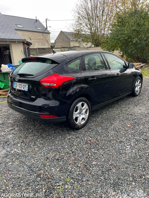 FORD-FOCUS-2015-170332KMS - Car: picture 2 FORD-FOCUS-2015-170332KMS - Car: picture 2