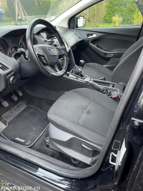 FORD-FOCUS-2015-170332KMS - Car: picture 5 FORD-FOCUS-2015-170332KMS - Car: picture 5