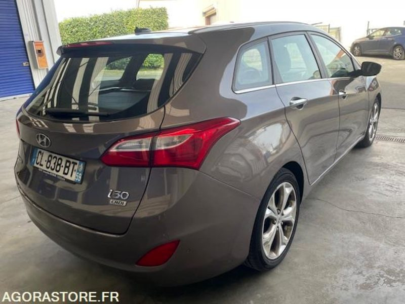 I30 SW PACK PREMIUM 1.6 CRDI 128cv . 09/2012 . 131800 km - Car: picture 3 I30 SW PACK PREMIUM 1.6 CRDI 128cv . 09/2012 . 131800 km - Car: picture 3