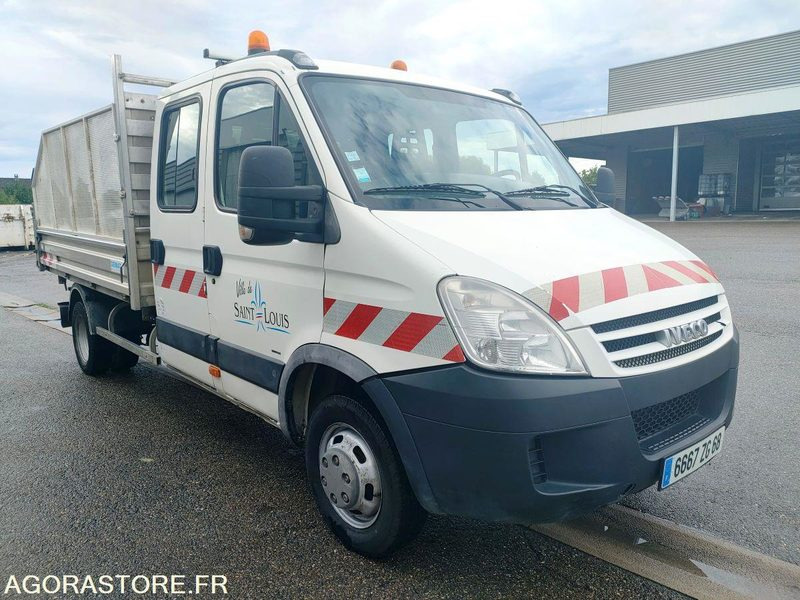 IVECO 35C12D - Panel van: picture 2 IVECO 35C12D - Panel van: picture 2