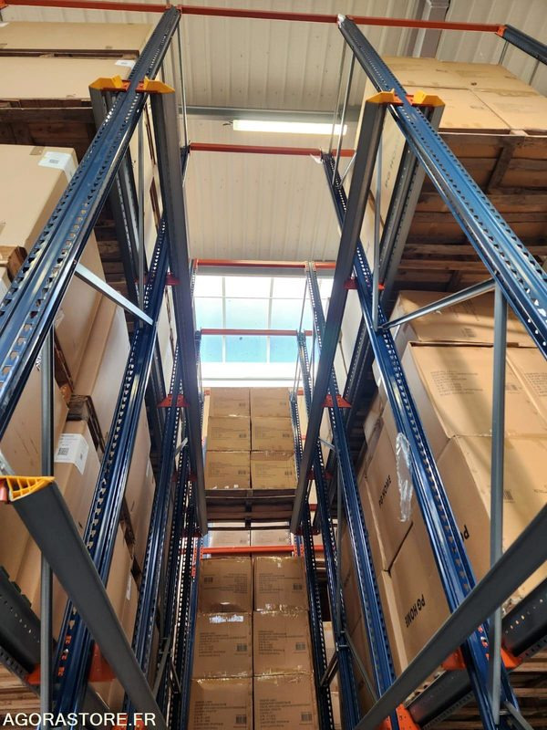 LOT DE 17 TRAVERSES MECALUX : 306 palettes EURO - Tool/ Equipment: picture 1 LOT DE 17 TRAVERSES MECALUX : 306 palettes EURO - Tool/ Equipment: picture 1