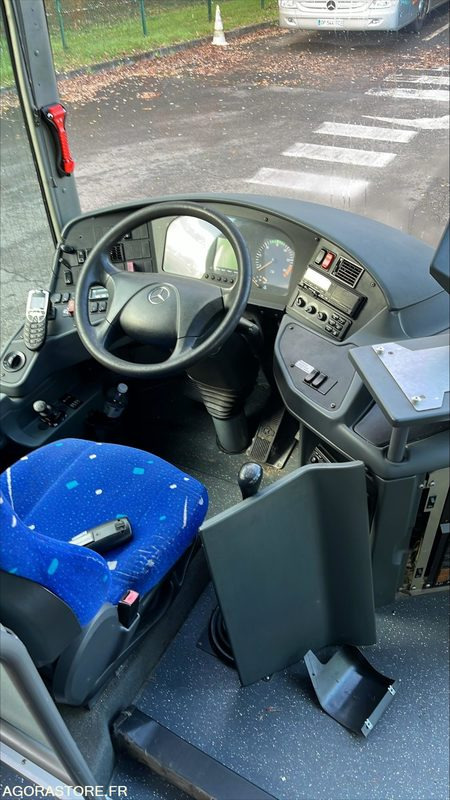 MERCEDES INTOURO N°083254 - School bus: picture 5 MERCEDES INTOURO N°083254 - School bus: picture 5