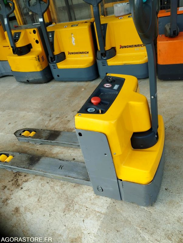 JUNGHEINRICH EJE M13 - 2024 - Transpalette électrique - Material handling equipment: picture 1 JUNGHEINRICH EJE M13 - 2024 - Transpalette électrique - Material handling equipment: picture 1