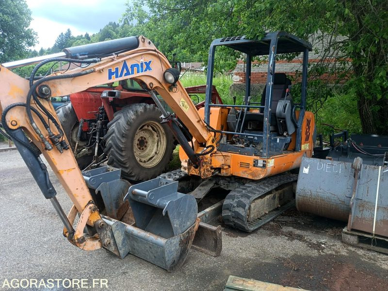 Mini Pelle 2t500 Hanix H26P 4550 Heures - Mini excavator: picture 2 Mini Pelle 2t500 Hanix H26P 4550 Heures - Mini excavator: picture 2