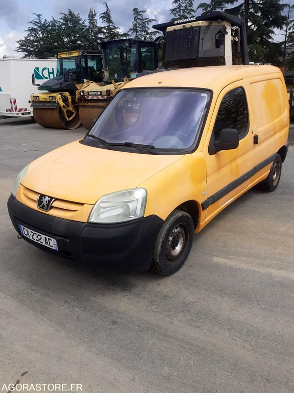PEUGEOT PARTNER - 2005 / 360412KM (VCM11345) - Small van: picture 3 PEUGEOT PARTNER - 2005 / 360412KM (VCM11345) - Small van: picture 3
