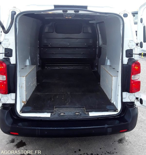 Peugeot Expert 120 cv Fourgon - 2020 - 131000 km - Panel van: picture 3 Peugeot Expert 120 cv Fourgon - 2020 - 131000 km - Panel van: picture 3