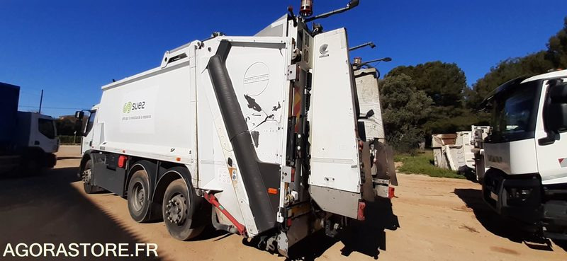 RENAULT 26T/BOM - CR321VT - Garbage truck: picture 4 RENAULT 26T/BOM - CR321VT - Garbage truck: picture 4