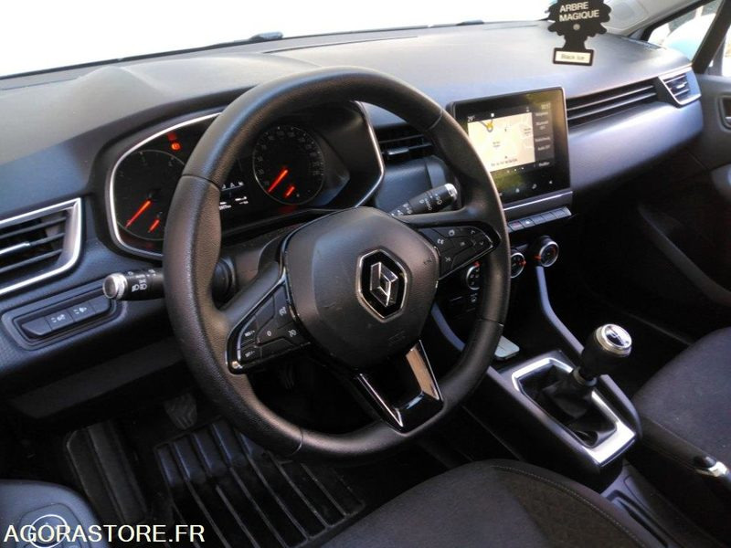 RENAULT CLIO 195977 kms 2020 - Car: picture 4 RENAULT CLIO 195977 kms 2020 - Car: picture 4