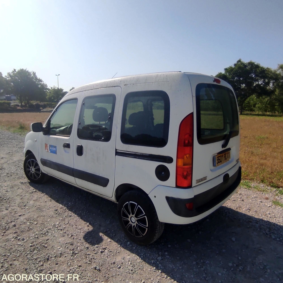 RENAULT KANGOO GENERATION AIZEE 1.5 DCI 70 CV - Small van: picture 4 RENAULT KANGOO GENERATION AIZEE 1.5 DCI 70 CV - Small van: picture 4