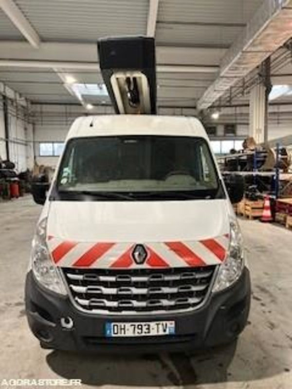 RENAULT - MASTER NACELLE 2014 / 204 645KM - DH793TV - Panel van: picture 3 RENAULT - MASTER NACELLE 2014 / 204 645KM - DH793TV - Panel van: picture 3