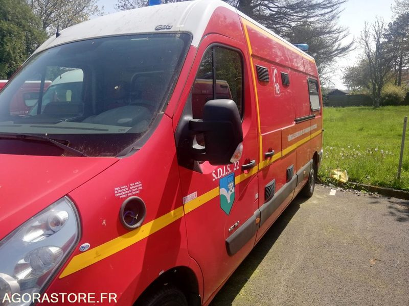 RENAULT MASTER TYPE VSAV - Small van: picture 2 RENAULT MASTER TYPE VSAV - Small van: picture 2