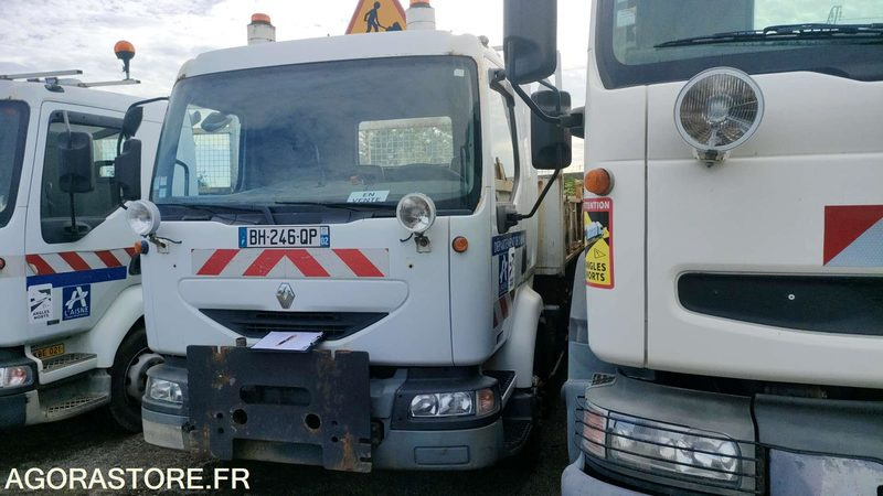 RENAULT MIDLUM 180 - 2003 - Tipper van: picture 2 RENAULT MIDLUM 180 - 2003 - Tipper van: picture 2