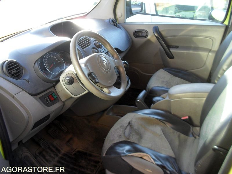 RENAULT NEW KANGOO UTILITAIRE - Small van: picture 3 RENAULT NEW KANGOO UTILITAIRE - Small van: picture 3