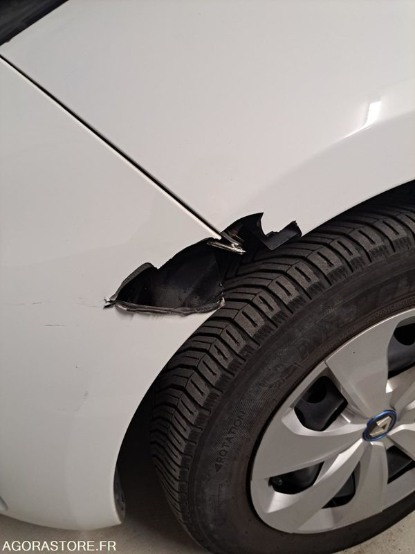 RENAULT - ZOE - 2019 - 65 000 KM - Car: picture 5 RENAULT - ZOE - 2019 - 65 000 KM - Car: picture 5