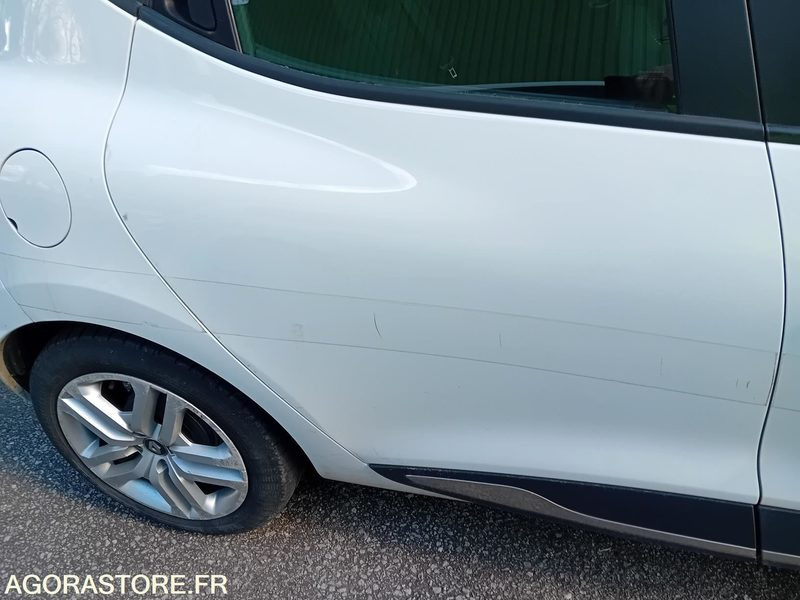 Renault Clio 4 - 2018 - 59832 kms - Car: picture 5 Renault Clio 4 - 2018 - 59832 kms - Car: picture 5
